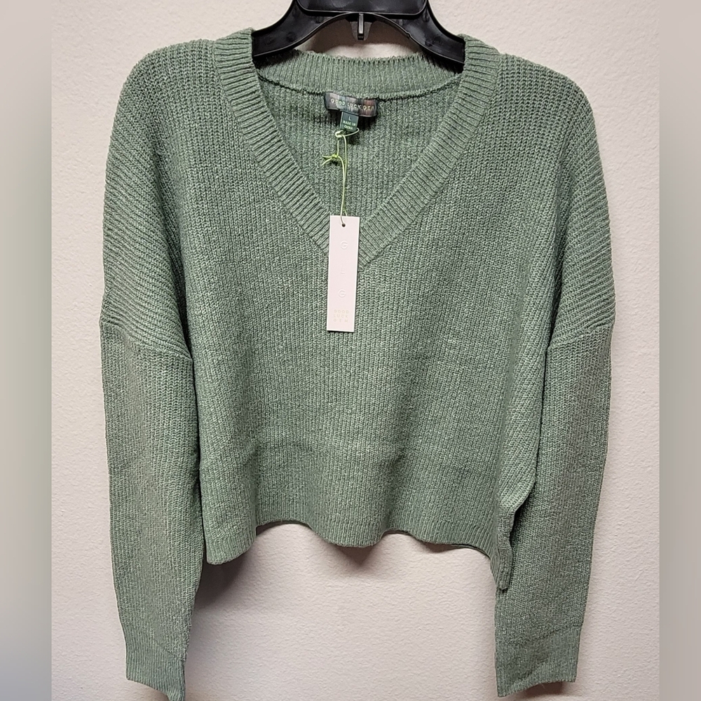 Good Luck Gem ribbing crop v-neck sweater Granite Green - Picture 1 of 4